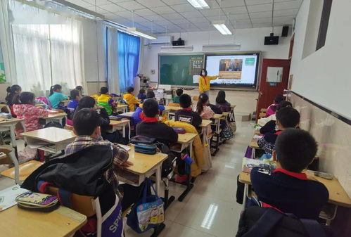 绘邮票寄往2035 北京市通州区南关小学少先队开展 学习党的十九届五中全会精神 活动