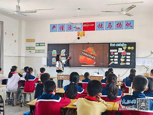 峡江县仁和镇中心小学开展英语公开课活动 图