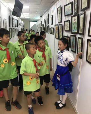 朝阳区酒仙桥中心小学举办“庆六一 悦动童年”社团嘉年华活动