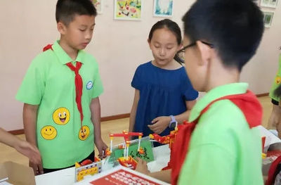 朝阳区酒仙桥中心小学举办“庆六一 悦动童年”社团嘉年华活动